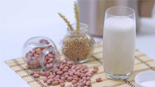 14. Cách làm sữa đậu nành, đậu phộng