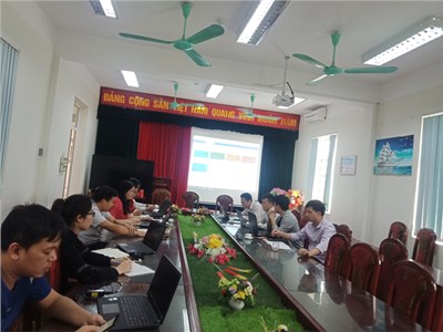 Trường THCS Cao Bá Quát họp triển khai xây dựng thư viện thông minh