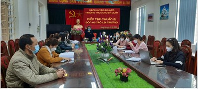 Trường THCS Cao Bá Quát họp triển khai  
Kế hoạch Tổ chức diễn tập đón học sinh trở lại trường học sau thời gian tạm dừng để phòng, chống dịch bệnh Covid – 19
