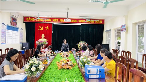 Ủy ban kiểm tra Liên đoàn Lao động huyện Gia Lâm đã tiến hành kiểm tra Công đoàn TH Trung Thành